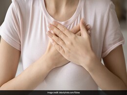 हर बार स्तन कैंसर का लक्षण नहीं है ब्रेस्ट पेन, स्तन में दर्द का कारण और उपचार, जानें डॉक्टर से कब मिलें हर बार स्तन कैंसर का लक्षण नहीं है ब्रेस्ट पेन, स्तन में दर्द का कारण और उपचार, जानें डॉक्टर से कब मिलें