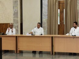 बिहार में जातिगत जनगणना का ऐलान, नीतीश कुमार की अगुवाई में सर्वदलीय बैठक में मंजूरी बिहार में जातिगत जनगणना का ऐलान, नीतीश कुमार की अगुवाई में सर्वदलीय बैठक में मंजूरी