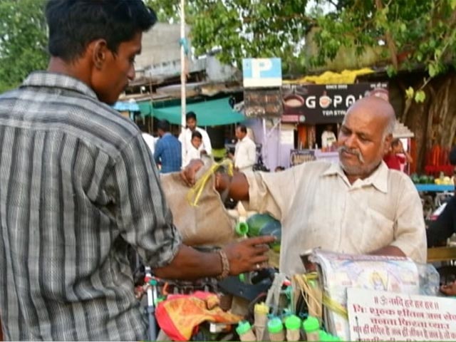 Meet The Waterman Of Jabalpur Who Is Serving Those In Need Of Water