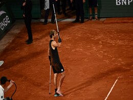 French Open 2022: दर्द से कराहते ज्वेरेव ने सेमीफाइनल बीच में छोड़ा, राफेल नडाल फाइनल में पहुंचे French Open 2022: दर्द से कराहते ज्वेरेव ने सेमीफाइनल बीच में छोड़ा, राफेल नडाल फाइनल में पहुंचे