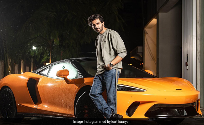 "Me Or The Car?": Asks Kartik Aaryan After Ranveer Singh Dropped This Comment On His Post