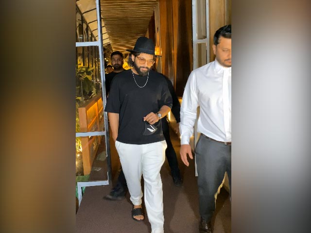 Just Allu Arjun Bringing Some Pushpa Swag To Mumbai