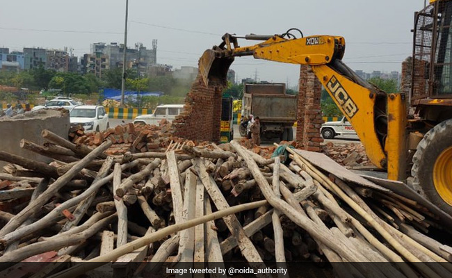 Over 50 Illegal Farmhouses Razed On Yamuna Floodplains In Noida