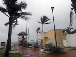 10 Dead As Hurricane Agatha Hits Mexico 10 Dead As Hurricane Agatha Hits Mexico