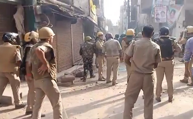 2 Groups Clash In UP Over BJP Spokesperson's Remarks On Prophet Muhammad