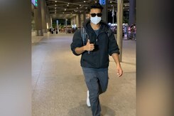 Vicky Kaushal Returns From Croatia, Spotted At The Airport Vicky Kaushal Returns From Croatia, Spotted At The Airport
