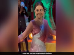 'गोपी बहू' ने सबके सामने आलिया भट्ट के गाने पर किया डांस, 'साथ निभाना साथिया सीजन 2' में देवोलीना भट्टाचार्य का दिखा नया अवतार 'गोपी बहू' ने सबके सामने आलिया भट्ट के गाने पर किया डांस, 'साथ निभाना साथिया सीजन 2' में देवोलीना भट्टाचार्य का दिखा नया अवतार