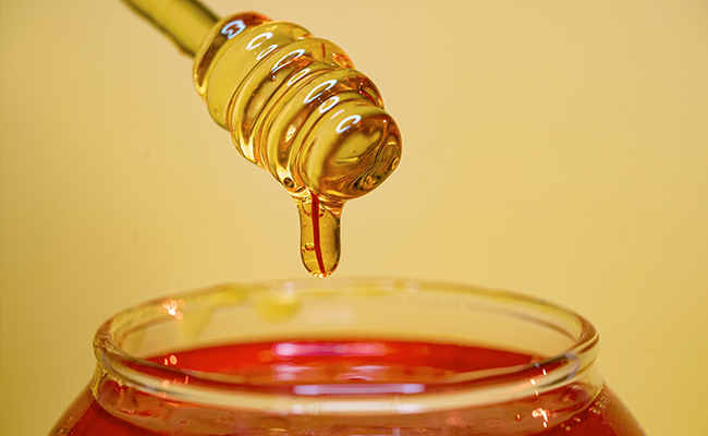 World Pneumonia Day 2022: Consume honey as it lessens the uncomfortable symptoms of pneumonia