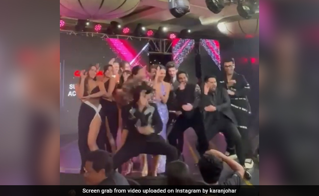 Ranveer Singh To Sara Ali Khan, "The Entire Industry" Danced To <i>The Punjaabban Song</i>. Count The Stars