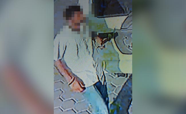 Sidhu Moose Wala Murder: CCTV Footage Of Suspects In Bolero Surfaces