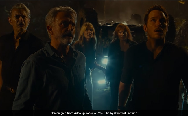 <i>Jurassic World Dominion</i> Review: A Generic Clone Of All That Has Gone Before