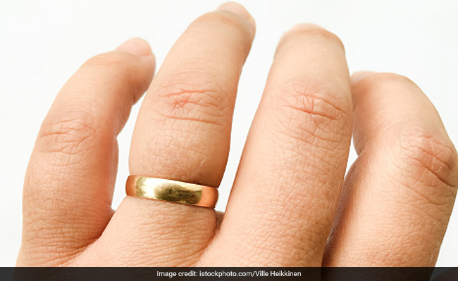 Plus Size की महिलाएं मोटी उंगलियों और हाथों को बना सकती हैं पतला, इन एक्सरसाइज से Hands को मिलेगी शेप 