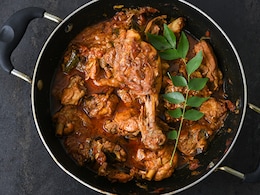 Kerala-Style Chicken Curry: सिर्फ 30 मिनट में बनाएं स्वादिष्ट केरल स्टाइल चिकन करी, यहां देखें रेसिपी Kerala-Style Chicken Curry: सिर्फ 30 मिनट में बनाएं स्वादिष्ट केरल स्टाइल चिकन करी, यहां देखें रेसिपी