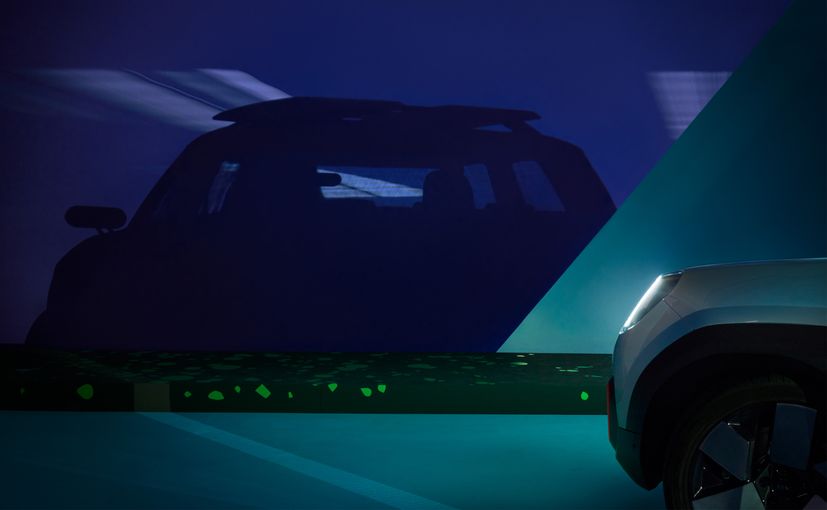 MINI Teases New Electric Crossover Concept; Debut In July 2022