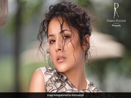लेटेस्ट फोटोशूट में शहनाज गिल का इंटेंस लुक देख बढ़ीं फैंस की धड़कनें, बोले- आपकी खूबसूरती है या पेट्रोल की कीमत बढ़ती ही जा रही है लेटेस्ट फोटोशूट में शहनाज गिल का इंटेंस लुक देख बढ़ीं फैंस की धड़कनें, बोले- आपकी खूबसूरती है या पेट्रोल की कीमत बढ़ती ही जा रही है