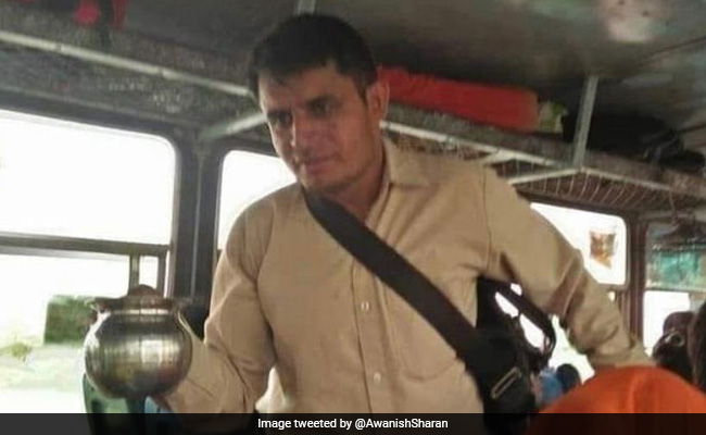 This Haryana Bus Conductor Offers Water To All Passengers, Wins Hearts