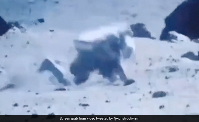 Viral Video Shows Astronauts' "Bloopers" During Moon Walk