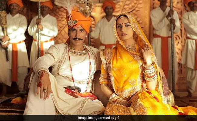 <i>Samrat Prithviraj</i> Review: Akshay Kumar's Film Is Colourful But Spectacularly Soulless