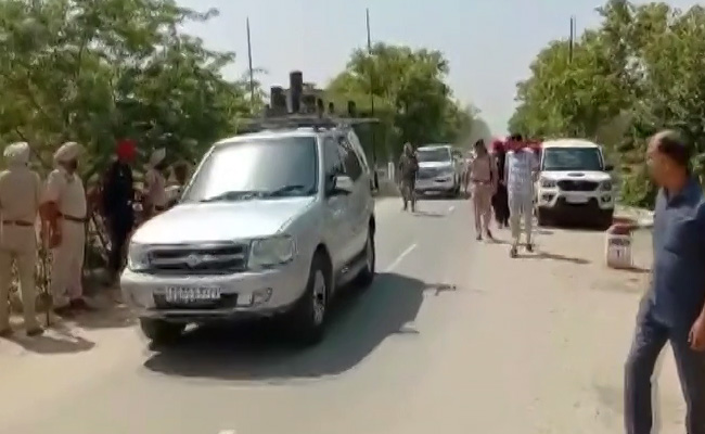 Villagers Protest As Punjab Chief Minister Visits Sidhu Moose Wala's Family