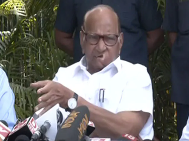 Sharad Pawar Meets Uddhav Thackeray Amid Maharashtra Crisis