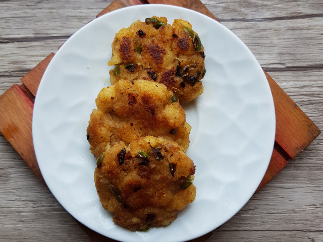 Idli Tikki Recipe | How To Make Idli Tikki