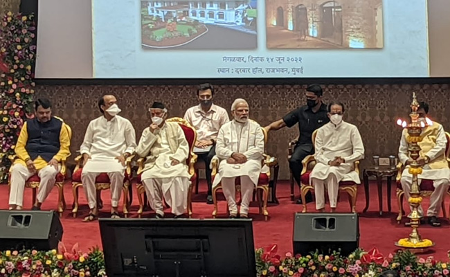 PM, Uddhav Thackeray Share Stage At Mumbai Event