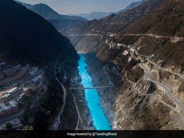 Viral Photo Shows "Flawless" Alaknanda River In Uttarakhand, Internet Says "Heaven On Earth" Viral Photo Shows "Flawless" Alaknanda River In Uttarakhand, Internet Says "Heaven On Earth"