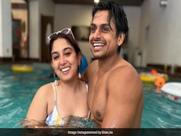 आइरा खान ने पूल फोटो शेयर कर के मनाया बॉयफ्रेंड नूपुर शिखर के साथ एनिवर्सरी, लिखा- मैं तुम्हें बेहद प्यार करती हूं  आइरा खान ने पूल फोटो शेयर कर के मनाया बॉयफ्रेंड नूपुर शिखर के साथ एनिवर्सरी, लिखा- मैं तुम्हें बेहद प्यार करती हूं