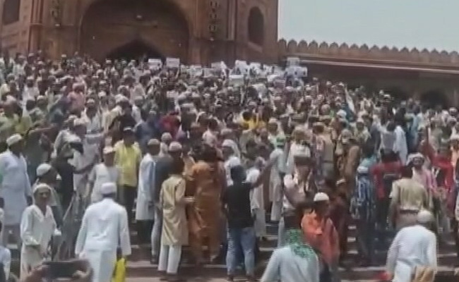 Prophet Remarks Row: 2 Arrested After Protest At Delhi's Jama Masjid