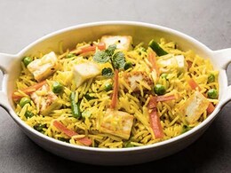 New In Kitchen? This Pulao Recipe In A Kettle Comes To Your Rescue