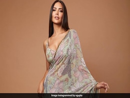 Esha Gupta ने स्विमसूट को कहा अलविदा और चुनी प्रिंटेड साड़ी, गर्मियों के लिए परफेक्ट हैं ईशा के लुक्स Esha Gupta ने स्विमसूट को कहा अलविदा और चुनी प्रिंटेड साड़ी, गर्मियों के लिए परफेक्ट हैं ईशा के लुक्स