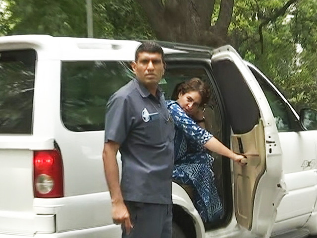 Watch: Priyanka Gandhi Gives Rahul Gandhi Supporter A Ride To Protest Site