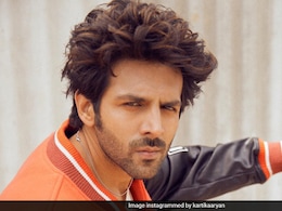Kartik Aaryan Digs Into Choco Lava Cake, Confesses He Has A "Sweet Tooth Weakness"