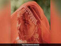 खुद से शादी रचाने वाली Kshama Bindu अब निकल रही हैं हनीमून पर, जानिए क्या है उनकी फेवरेट डेस्टिनेशन खुद से शादी रचाने वाली Kshama Bindu अब निकल रही हैं हनीमून पर, जानिए क्या है उनकी फेवरेट डेस्टिनेशन