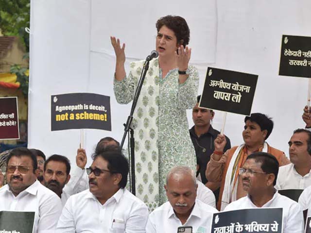 "Protest Peacefully, But Don't Stop": Priyanka Gandhi At 'Agnipath' Sit-In