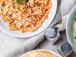 How To Make Quick And Easy Homemade Vegan Pasta