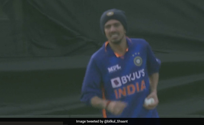 सोशल मीडिया पर Yuzi Chahal ने एक बार फिर लूट ली मेहफिल, कमेंट पढ़कर हंसी से लोटपोट हो जाएंगे आप