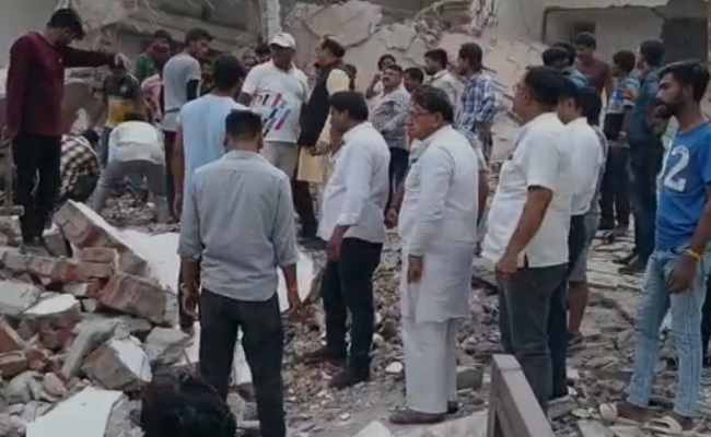 3-Storied Building Collapses In Bhopal, 1 Dead