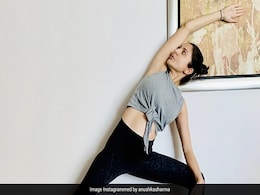 International Yoga Day: अनुष्का शर्मा ने शेयर कीं 'योगा जर्नी' की Photos, फैन्स ने यूं दिए रिएक्शन International Yoga Day: अनुष्का शर्मा ने शेयर कीं 'योगा जर्नी' की Photos, फैन्स ने यूं दिए रिएक्शन