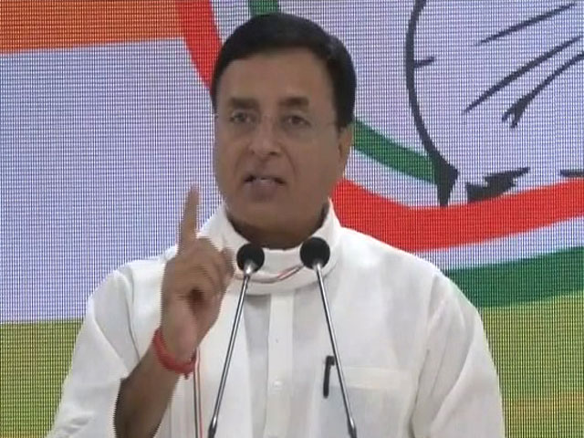 ''भर गया शर्मनाक राजनीति के पाप का घड़ा'' : BJP की जन आशीर्वाद यात्रा पर सुरजेवाला का तंज