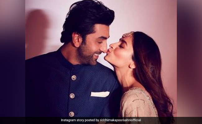 What Alia Bhatt And Ranbir Kapoor's Sisters Shared After "Baby Coming Soon" Post