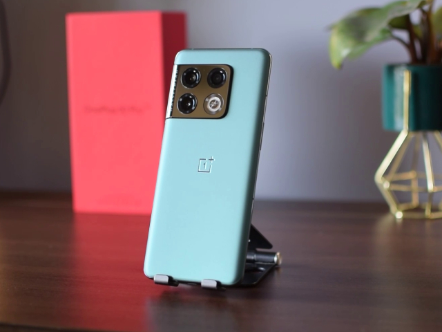 OnePlus 10R 5G 150W Review: Identity Crisis?