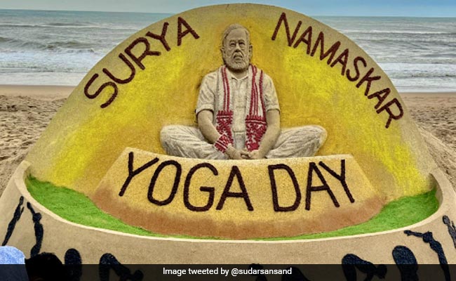 International Yoga Day: Odisha Sand Artist Sudarshan Pattnaik Creates Sculpture Featuring PM Modi