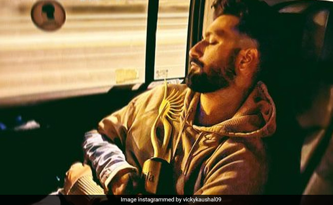 Vicky Kaushal Is "Not Leaving" His IIFA Best Actor Trophy, Thanks Director Shoojit Sircar