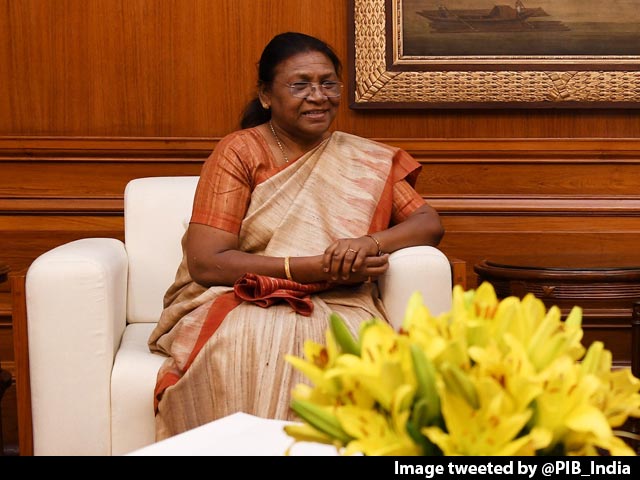 "राष्ट्रपति चुनाव में मुर्मू को वोट देने का दें निर्देश": शिवसेना सांसद ने उद्धव को पत्र लिख की अपील