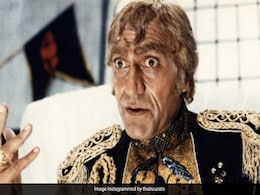 'मौगेंबो खुश हुआ' से लेकर 'तारीख पर तारीख', बॉलीवुड के वो दमदार डायलॉग जो आज भी हैं बेहद मशहूर 'मौगेंबो खुश हुआ' से लेकर 'तारीख पर तारीख', बॉलीवुड के वो दमदार डायलॉग जो आज भी हैं बेहद मशहूर