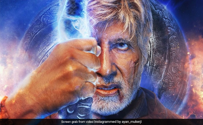 <i>Brahmastra</i> New Poster: Amitabh Bachchan Is "Guru" Of A <i>Desi</i> Lightsaber