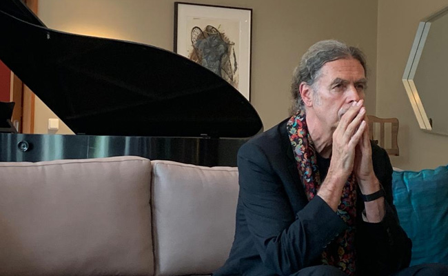 “काश मैं दस और भाषाएं सीख पाता”,भारत में हिंदी सीखने वाले जर्मनी के राजदूत वॉल्टर लिंडर ने स्वदेश वापसी से पहले कहा