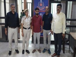 दिल्ली पुलिस ने साइबर स्टाकर को किया गिरफ्तार, लड़की का फर्जी अकाउंट बनाकर भेजता था अश्लील मैसेज दिल्ली पुलिस ने साइबर स्टाकर को किया गिरफ्तार, लड़की का फर्जी अकाउंट बनाकर भेजता था अश्लील मैसेज