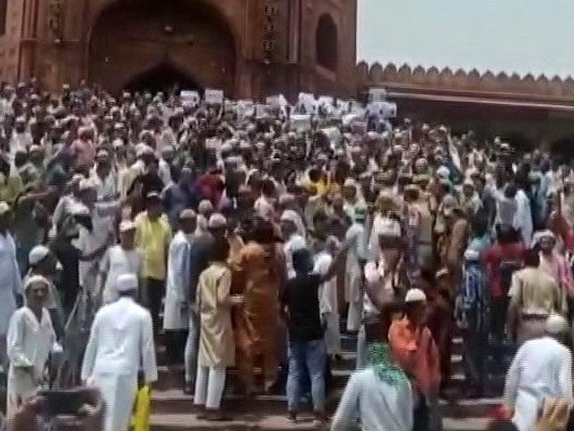 Prophet Remark Row: Protesters At Jama Masjid Demand Nupur Sharma's Arrest